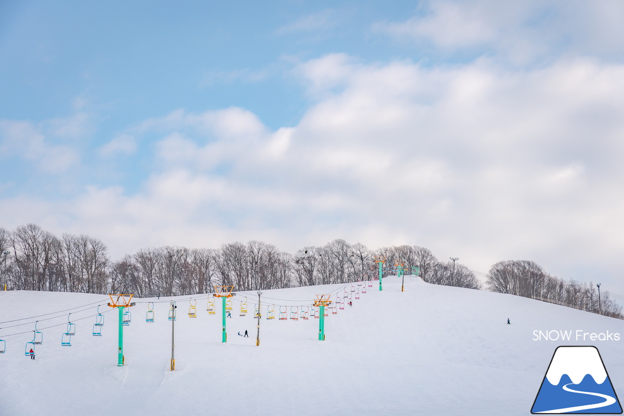 北海道グリーンランドホワイトパーク｜平日の午後。静かなゲレンデをのんびり滑る、という贅沢。